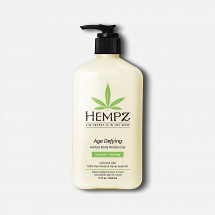 Антивозрастное растительное увлажняющее молочко "Age Defying" Hempz — фото №1